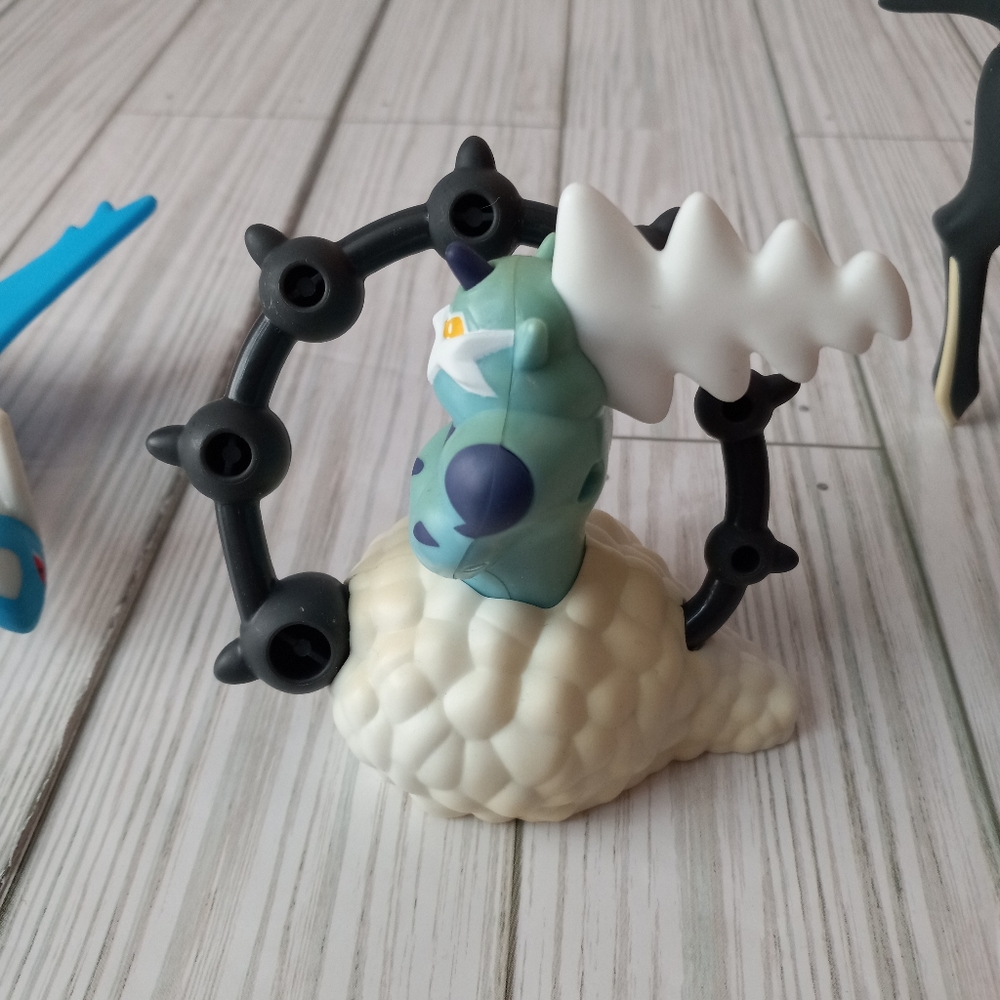Pokemon Assorted Toy Bundle - Picture 6 of 12